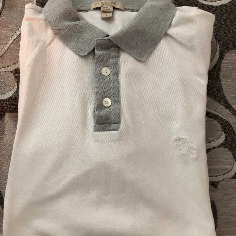 Burberry Polo size M